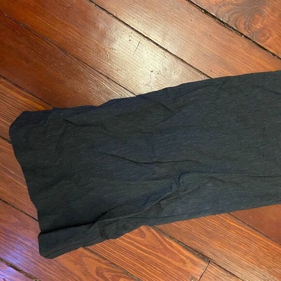 Express Design Gray Slacks Size 4 R - Picture 2 of 5